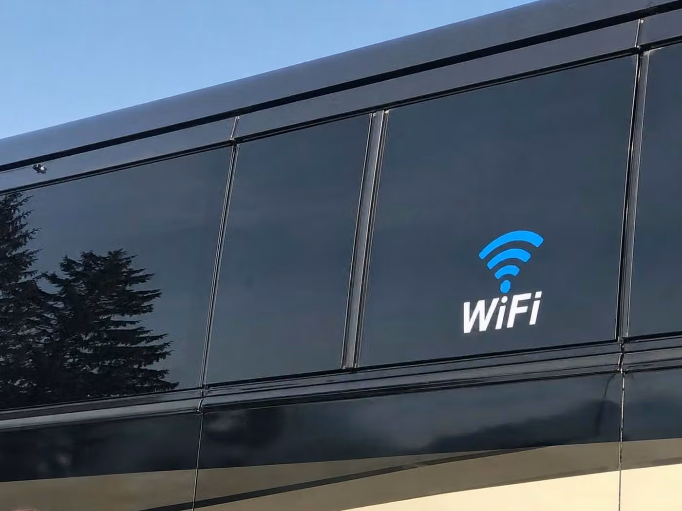 west hollywood charter bus wifi