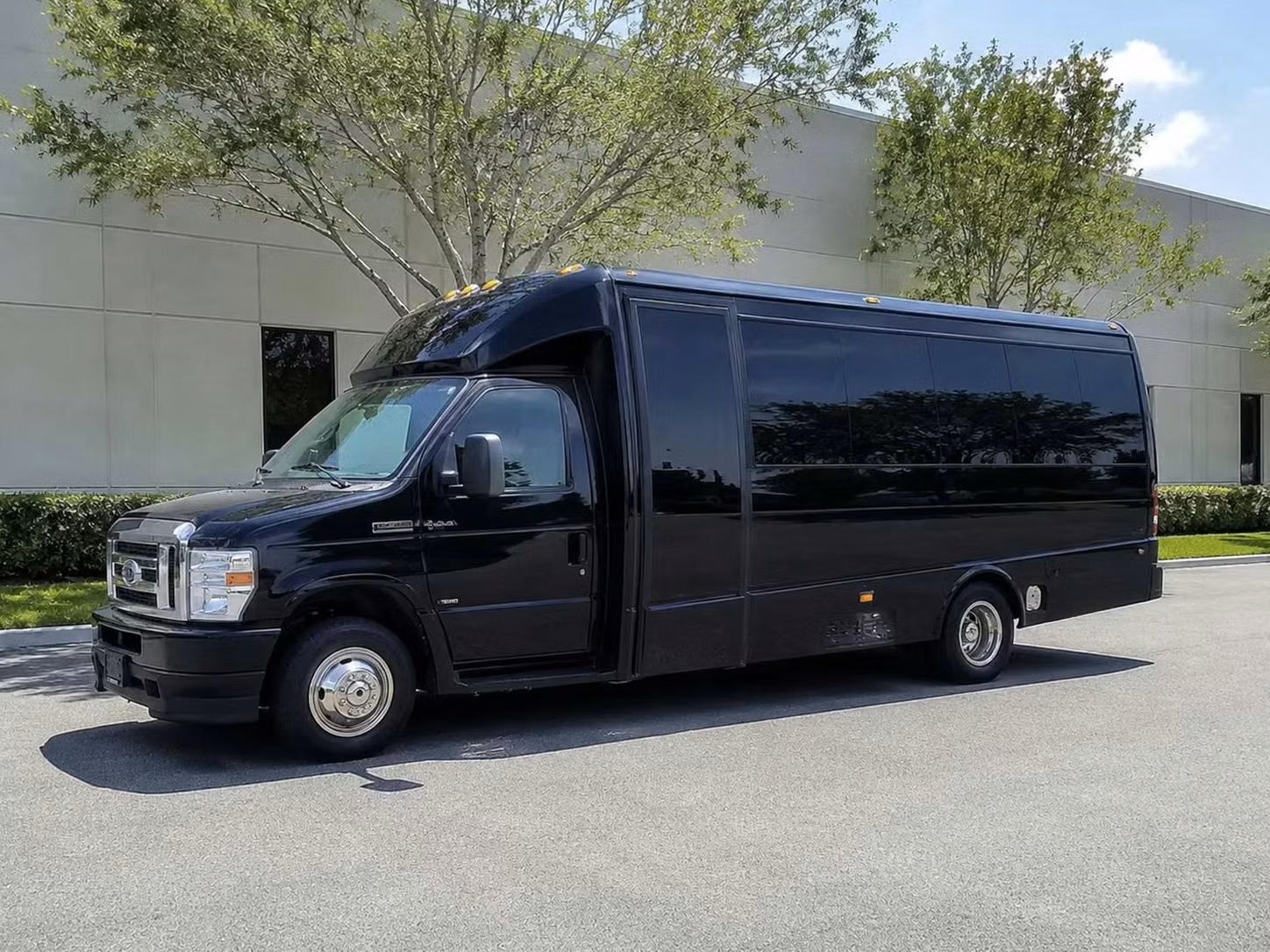 18 passenger minibus